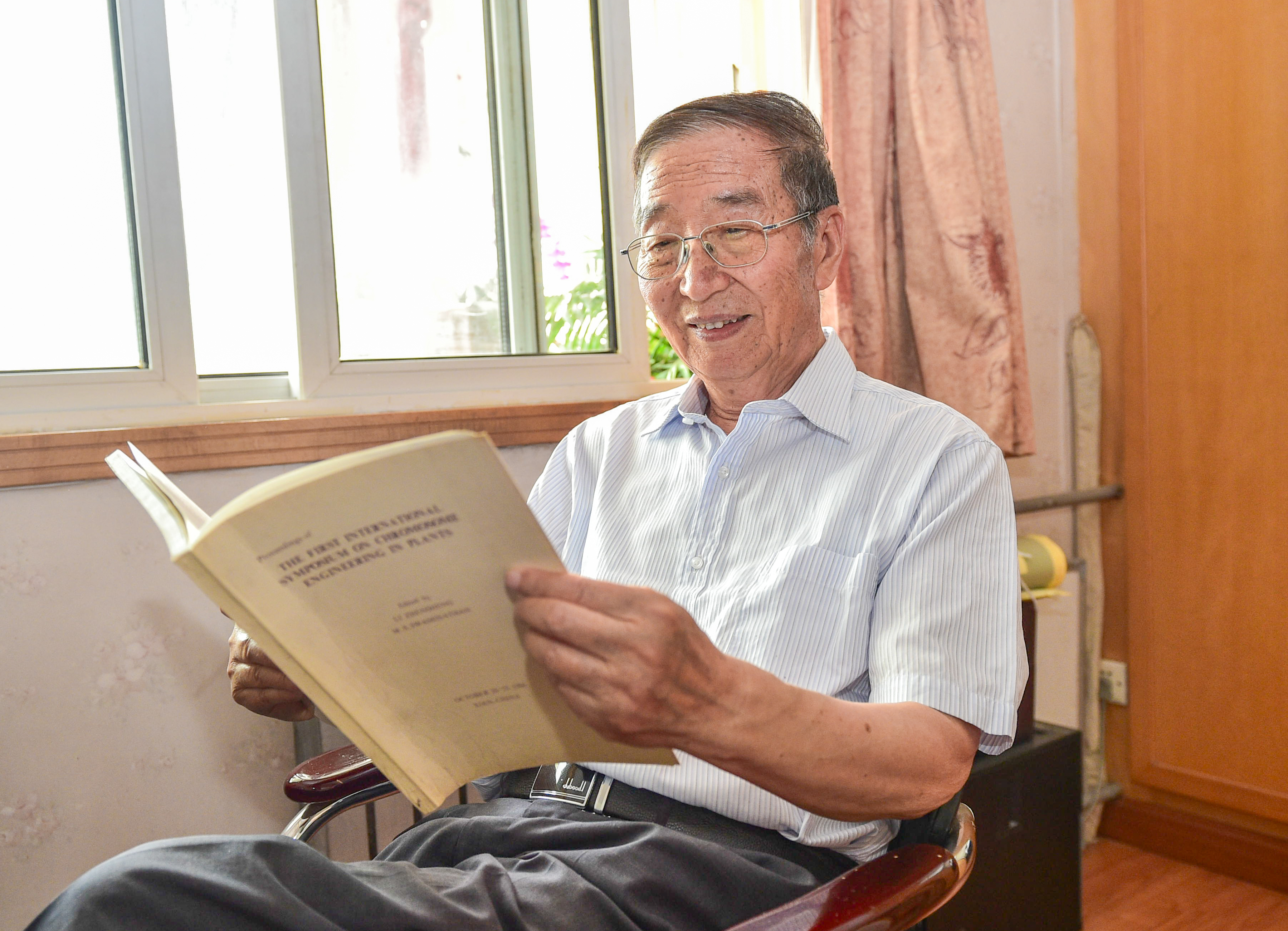 1726268498918245.jpg 李振声2.jpg