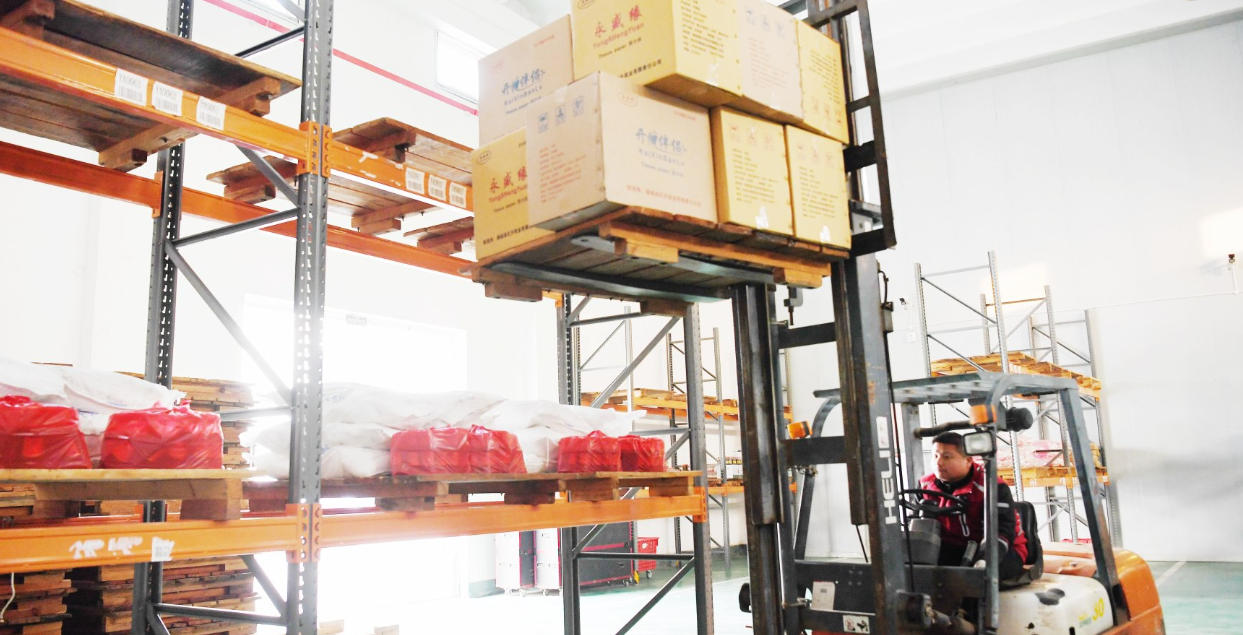 “十五五”开好局起好步｜定州：快递“小网络” 民生“大舞台”